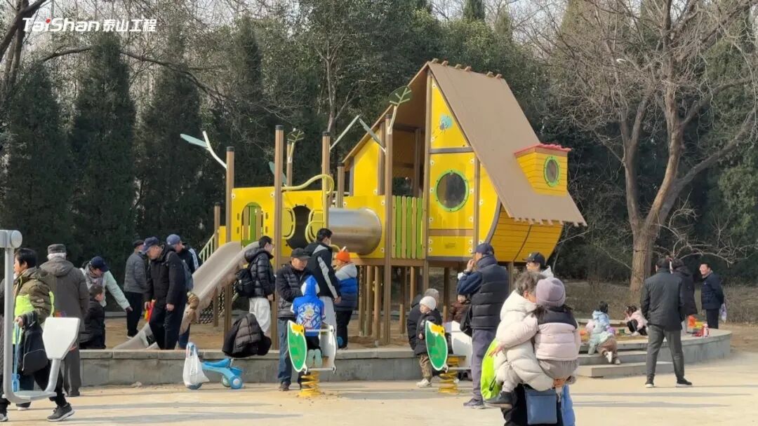 济南泉城公园11.jpg