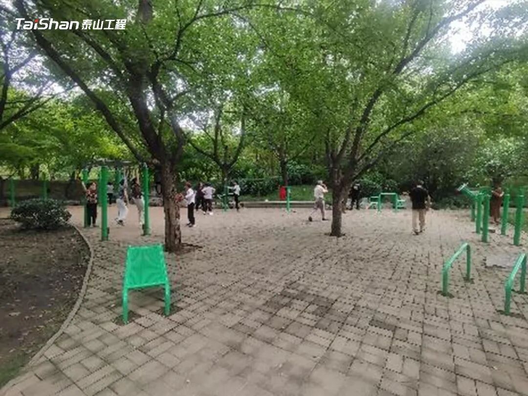 济南泉城公园16.jpg